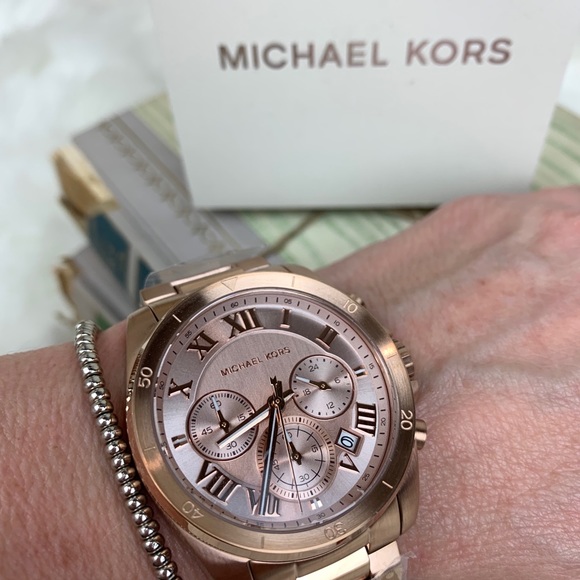 Michael Kors rose gold brecken chronograph watch - Picture 5 of 7